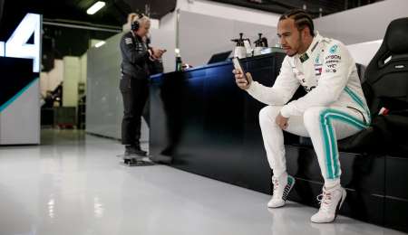 A Hamilton no le preocupa ver a Ferrari por delante