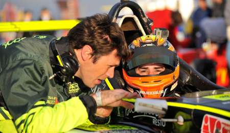 Cazal busca seguir sumando