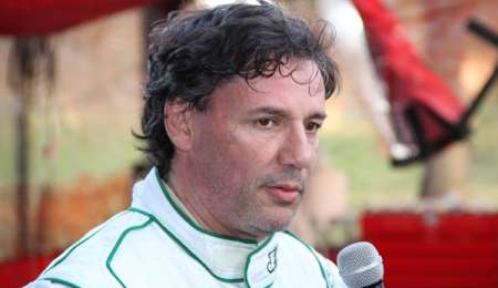 Cobarde agresión a Henry Martin