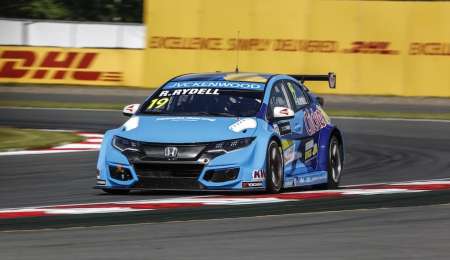 Girolami correrá dos carreras en WTCC