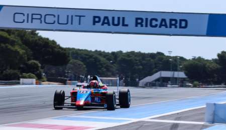 Ignacio Montenegro probó en Paul Ricard