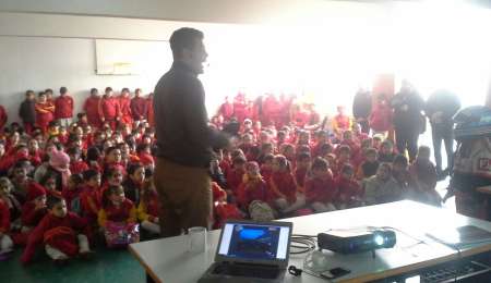 SUPER TC2000 VA A LA ESCUELA VISITÓ ALTA GRACIA