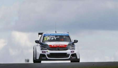 Pechito larga segundo en Rusia