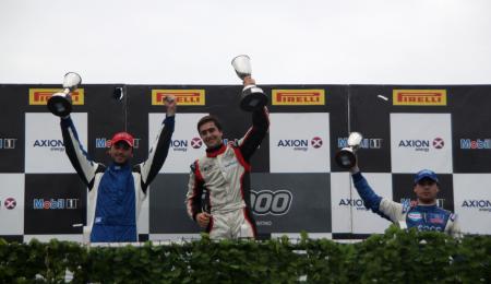 Protagonistas de la carrera 1 en La Plata