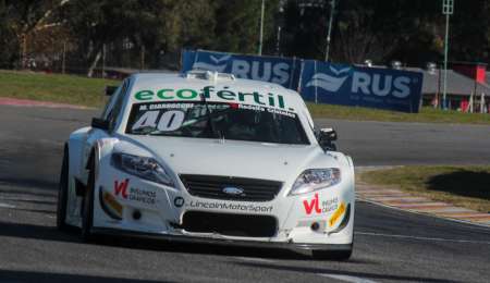 A puro avance, Ciarrocchi se llevó la primera carrera en Buenos Aires