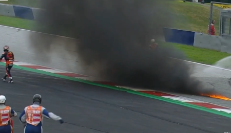 Incendio y susto en el inicio del GP de Estiria 
