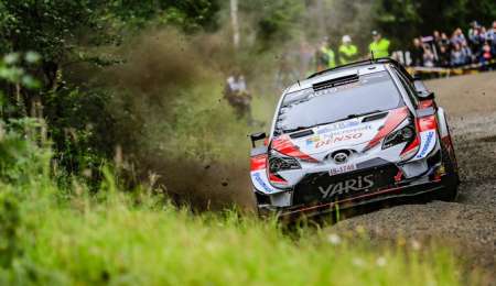 Latvala lidera el dominio de Toyota en Finlandia
