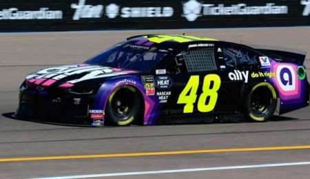 Jimmie Johnson una de las leyendas de Nascar comienza a despedirse