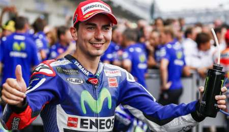 Lorenzo gana y lidera el campeonato