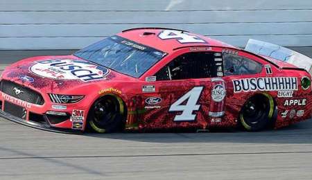 Nascar:  Harvick parte desde la Pole Position en el circuito mixto de Daytona