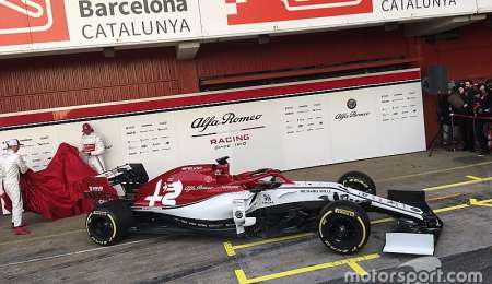 Alfa Romeo con complicaciones 