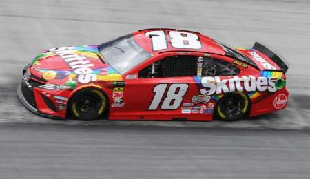 Kyle Busch volvió a ganar con el Toyota en Nascar