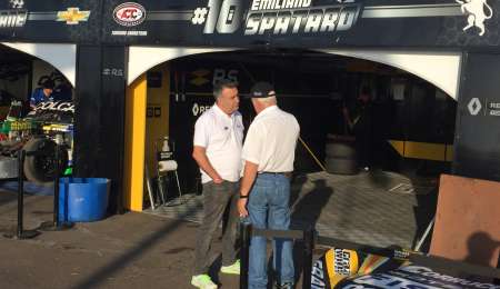 Renault evalúa un cambio de motorista