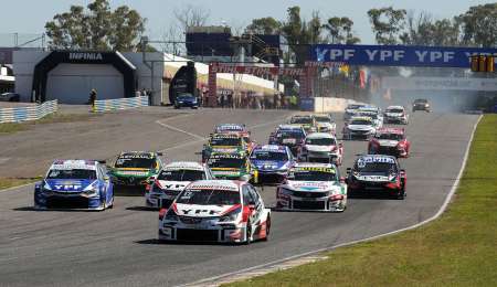 Rossi y la largada que lo catapultó a la victoria