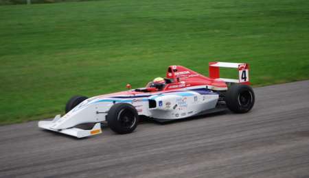 Leguizamón cambia de equipo