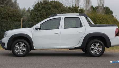 Subite a la inédita Renault Duster