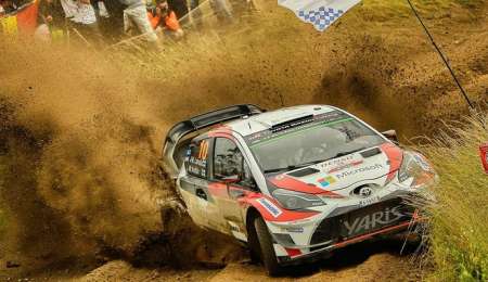Latvala lidera en Polonia