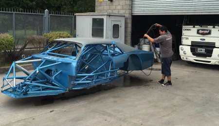 Ya trabajan sobre el auto de Ledesma