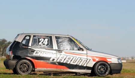 Leguizamón tuvo su primer festejo en el Turismo Pista