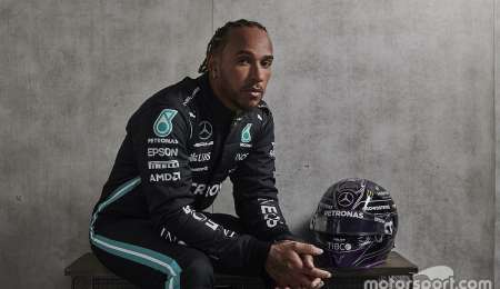 Hamilton quiere seguir en Mercedes 
