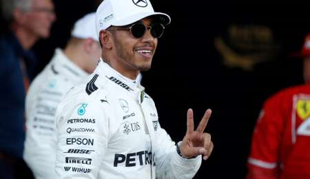 Hamilton arrancó con el pie derecho y va por el título