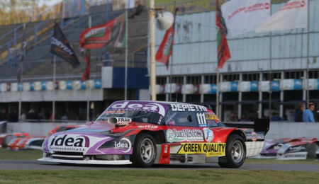 Pezzucchi y Valle adelante en La Plata