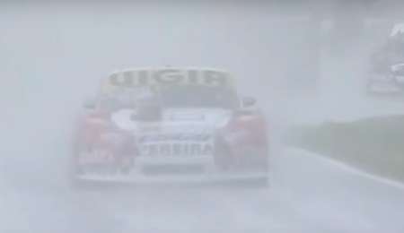 Barajar y dar de vuelta: la lluvia apareció en las pruebas libres