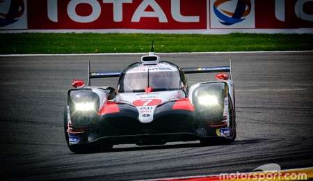El Toyota #7 de "Pechito López lidera el último entrenamiento en Bélgica