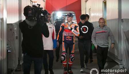 Dura caída de Lorenzo en Qatar