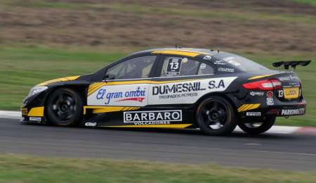 Lugón defiende la punta del torneo en un circuito que conoce