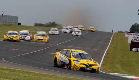 Ambrogio Racing seguirá con tres Renault Fluence en TC2000