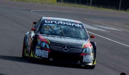 Malbran, poleman para el Junior en Buenos Aires