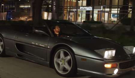 La Ferrari F355 Spider que usó Maluma en su nuevo video