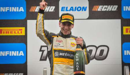 Chialvo va a San Luis para mantener la punta del campeonato