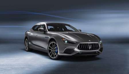 El renovado Ghibli es el primer híbrido de Maserati en 106 años