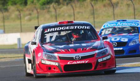 Pole position de Rossi en Río Cuarto