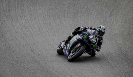 Viñales lideró los test en Cataluña