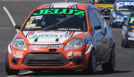 Méndez llega con mejoras a La Plata