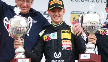 Schumacher Jr. entre Ferrari y Mercedes