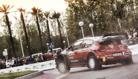 Meeke pasó a liderar el Rally de España con el Citroën C3 WRC