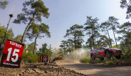 Mikkelsen ganó el primer tramo del Rally de Turquía