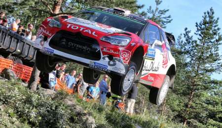 Meeke vuela en Finlandia