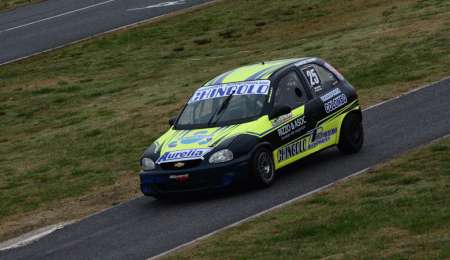 Pablo Minardi prueba y regresa a la Clase Dos
