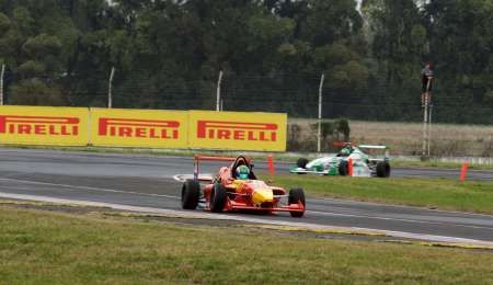 Moggia arrancó la mañana bien arriba en Paraná