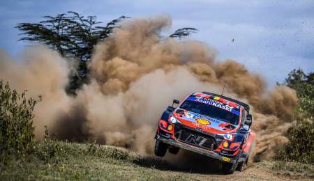 Neuville llega al final del viernes como líder en Kenia