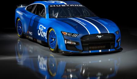 Nascar prueba el nuevo auto en Charlotte