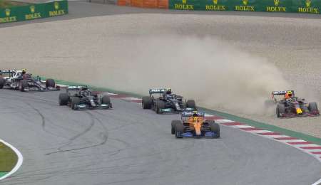 Norris tildó de “estúpido” el intento de sobrepaso de “Checo” Pérez