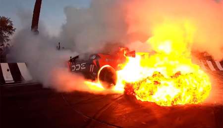 Un Youtuber destruyó su Lamborghini Huracán haciendo Drift
