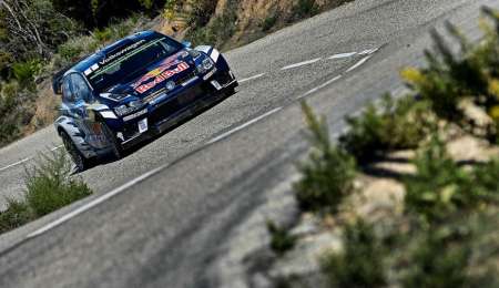 Ogier a un paso del "Tetra"