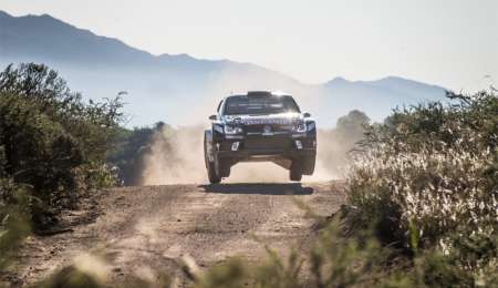 Ogier lidera el Rally de Argentina